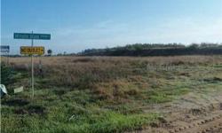South East Corner location on Northbound Hwy #27 and Minute Maid Ramp #1 just South of the intersection of I-4 and Hwy #27. THIS SITE HAS APPROXIMATELY 645' OF FRONTAGE and 198' depth ON HWY #27. This prime corner lot has great visibility North and