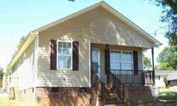 Charming 3 beds two baths house would make a great starter home or investment home.
Kirk Hanson is showing this 3 bedrooms / 2 bathroom property in Concord. Call (704) 788-2255 to arrange a viewing.