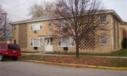 (147-11) BRICK MAINTENTANCE FREE 4-UNIT. SOLID BUILDING IN GOOD CONDITION. NEWER HOT WATER TANK, ALUMINUM CAPPED EAVES AND WINDOWS. HARDWOOD FLOORS. EASY TO RENT IDEAL LOCATION: EXCELLENT SCHOOL SYSTEM. NEAR NORTH RIVERSIDE MALL, PARKS & TRANSPORTATION.