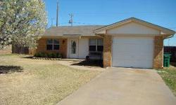 PICTURE PERFECT INSIDE AND OUT. GREAT STARTER FOR THE FIRST TIME HOME BUYER. HOME FEATURES 3 BEDROOM, 1.5 BATH, AND 1 CAR GARAGE. KITCHEN OPEN TO LIVING, WOOD LAMINATE FLOORING, BATHROOM HAS BEEN UPDATED NICELY. COVERED PATIO AND FENCED BACKYARD. CALL