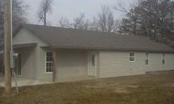 The bank I work for has recently taken back into possession a 1600 sq ft newly remodeled home and 1 lot. 3 bedroom, 2 bath, city water & sewer, near Bull Shoals Lake. We are asking $78,500 and all offers will be considered. If you have questions or would
