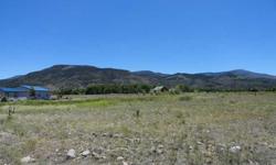 Great building site with easy year round access. Well, septic and electirc already in place! Close to the Rio Grande River and the National Forest. Good neighborhood and lots of wildlife!
Listing originally posted at http