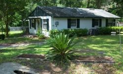 3 Bedroom/1 Bath, Approx 1000 square feet. New roof, Newer A/C, Remodeled Kitchen and newer appliances.