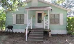 GREAT STARTER HOME IN DIANA WITHIN WALKING DISTANCE TO SCHOOLS. LARGE LOT AT END OF LONG DRIVEWAY, STORAGE BUILDING, COVERED PORCH , LARGE OPEN KITCHEN AND DEN AREA. BRAKFAST BAR.Listing originally posted at http