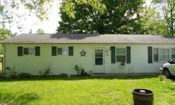 Well-kept 3 BR with nice-sized LR. DR is open to the kitchen. Large utility room that could be used as a FR or den and a storage room. Privacy-fenced back yard, storage shed and 1-car attached garage. Ave Elec $118; Gas $79
Listing originally posted at