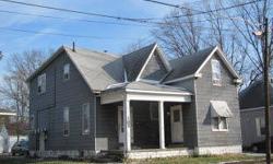 This 4 plex on the edge of Carbondale's historic district has grosses over $1800 a month! Landlord pays utilities. 2 gas furnaces, one up and one down. Electric metered separately. Utilities for last 12 months averaged $600 per month. Washer/dryer in