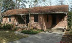 TASTEFULLY RENOVATED! New carpet, paint, and fixtures. 3BR or 2 with Den. Termite Bond. Metal storage building with 220 for workshop. Ceiling fans in all bedrooms. Brick with vinyl soffit & facia. Eat-in kitchen, picture window in living room. New storm