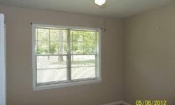 LARGE ONE LEVEL HOME W/SUNROOM- BREAKFAST KITCHEN AREA COULD HAVE 4 BEDS-HOMEPATH/HOMEPATH RENOVATION FINANCING-5.5% COMMISSION-SELLING GENTS 3% LISITNG 2.5%
Listing originally posted at http