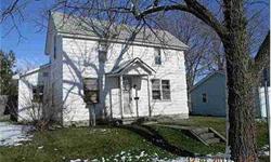 Corner lot with large shade trees. Really nice detached 2 car two door garage.
Castlerock Real Estate Owned has this 3 bedrooms / 1 bathroom property available at 822 W Commercial St in Hartford City, IN for $9900.00.
Listing originally posted at http
