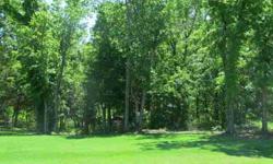 Beautiful wooded residential lots in Philmoor Estates! Country living close to town! Super location. Home owners are responsible to provide sewer pump as described in plat #629.