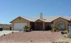 EXCELLENT FORT MOHAVE HOME *** COZY 3 BEDROOM, 2 BATH SINGLE STORY RESIDENCE *** SPLIT FLOOR PLAN *** OPEN KITCHEN AREA *** FIREPLACE *** LARGE COVERED PATIO *** BIG BACK YARD W/ROOM FOR A POOL *** GREAT VIEWS *** EXTRA BOAT OR RV PARKING *** COMMUNITY