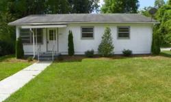 Nice clean 3 beds 1.5 bathrooms home. Some renovation done, new hardwood laminate floors in the kitchen. Rory Molnar is showing 802 3rd Ave West in Hendersonville, NC which has 3 bedrooms / 1.5 bathroom and is available for $84500.00. Call us at (800)