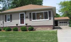 This home has been renovated, newer roof and seemless gutters, newer plumbing, redone bath and ceramic tile, vinyl siding 2007, privacy fence, landcaped, flower beds, patio, nice kitchen. A MUST SEE!!!!!!!
Listing originally posted at http
