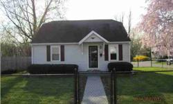 Move in ready! Cute home for 1st time buyer or someone downsizing.
Linda Jackson-Bailey has this 2 bedrooms / 1 bathroom property available at 1002 5th St in CARROLLTON, KY for $85000.00. Please call (502) 716-7290 to arrange a viewing.