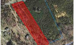 5 Acres +/- to be divided from larger tract. Great location, just minutes to I540 or Triangle Town Center Mall. Small pines can be easily cleared for homesite or pasture. Additional acreage is available.
Listing originally posted at http