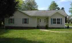 3bed 2bath home needs a little work but nice house great location.
Listing originally posted at http