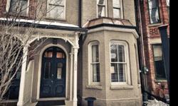 Live In Historic Cabbagetown. This Sophisticated And Spacious 5 Bedroom Victorian Has Been Restored And Designed By Cabbagetown Carpentry And Kendall & Co. Impressive Original Details, Gourment Kitchen, Woodburning Fireplace And Dark Pine Wood Floors.