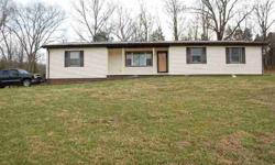 #2466 - Jonesville, VA - THIS HOME IS READY TO MOVE INTO AND SITS ON 3 ACRES near the river. With 4 bedrooms and 2 bathrooms, formal living room, large kitchen with extended dining area, family room, double pane tilt windows only 6 years old; roof is only