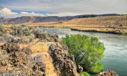 Top Walleye & Sturgeon Fishing area, wildlife & indigenous natural habitat on over 3 acres of FERC high water mark bordered land to the Columbia River. You'll enjoy the undisturbed landscaping, rock formations & changing seasons of beauty surrounding the