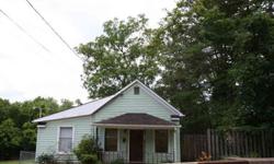 Cute cottage near ETSU with 2 bedroom, 1 bath, extra office, enclosed porch, deck, nice views, and great convenient area! Great first home or rental property!
Listing originally posted at http