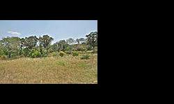 Gorgeous wooded home site acreage with country views. Cul-de-sac lot with mature trees. Build the home of your dreams on this amazing lot. Paved road with electric and telephone available. Easy commute to san antonio, medina lake or paradise