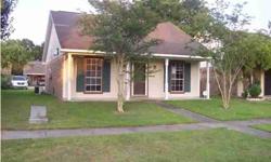 two BEDs 1 BATHROOMs GARDEN HOME. CEILING FAN THROUGHOUT THE HOUSE. NICE GARDEN BATHTUB. (measurements not warranted by realtor)
Ann Dail is showing this 2 bedrooms / 1 bathroom property in BATON ROUGE, LA. Call (225) 761-0551 to arrange a viewing.