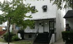 FORECLOSED PROPERTY AWAITING NEW OWNERS PROPERTY CAN BE AN OPPORTUNITY TO LIVE IN ONE UNIT, AND RENT OUT THE OTHER UNITWITH GREAT INCOME POTENTIAL. THIS PROPERTY IS LOCATED WITHINWALKING DISTANCE TO THE REC CENTER AND VILLAGE HALL. This property is
