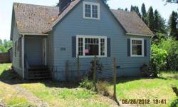 4 bed, 1 bath, 1152 sq ft home on 2.05 acre lot. Bring your tool belt and vision to make this place shine. Great location close to shopping, bus line, freeway, and minutes from the Puyallup Valley.
Listing originally posted at http