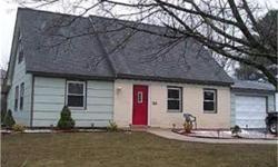 This is a very nice home with need of a little TLC. Close to RT. 130 and I295. Stores and food shopping are in walking distance.
Bedrooms: 4
Full Bathrooms: 2
Half Bathrooms: 0
Living Area: 1,737
Lot Size: 0.15 acres
Type: Single Family Home
County: