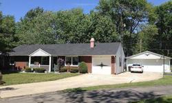 Now is your chance to own a very nice 3 bedrooms 1.5 bathrooms in cowan schools! Patrick, Ryan & Aaron Orr is showing this 3 bedrooms / 1.5 bathroom property in Muncie, IN. Call (765) 212-1111 to arrange a viewing. Listing originally posted at http