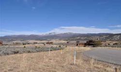This private .75+ acre home site is located in the cul-de-sac at the top of Fourth of July Road and backs up to thousands of acres of open space. Build your dream home with views and sunsets every night. Only a quarter mile from Eagle's premier mountain