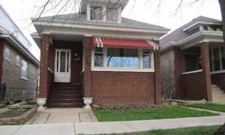 BRICK BUNGALOW IN GREAT CONDITION AND VERY CLEAN. FORMAL DINING ROOM, 4 BEDROOMS, NEWER WINDOWS, SEMI-FINISHED BASEMENT, TWO CAR GARAGE, CENTRAL AIR. NICE NEIGHBORHOOD.
Listing originally posted at http