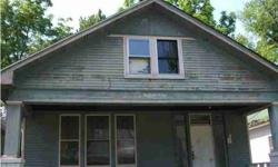 two beds, 1 full bathrooms home with nice sized porch. Great investment opportunity.Sherry Hancock has this 2 bedrooms / 1 bathroom property available at 627 Jackson Avenue in Evansville, IN for $8500.00. Please call (812) 305-1111 to arrange a