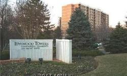 This 1 bedroom/ 1 bath condo in Idylwood Towers is priced to sell below county assessment.Located on the 11th floor with great view, marble, carpet and tile flooring. Walk to Whole Foods,Trader Joe's, Starbucks and Jason's deli.Minutes to Tyson's