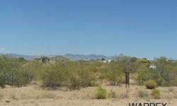 NICE HOME BUILDING SITE LOCATED IN THE GOLF COURSE COMMUNITY OF VALLE VISTA. EASY ACCESS OFF OF ROUTE 66, QUIET LOCATION ON A CUL-DE-SAC WITH NICE HOMES ON EITHER SIDE OF THIS LOT.
Listing originally posted at http