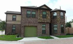 Gated custom 3 bd / 3 bath home w/ many upgrades & amenities. Magnificent stone with stucco accent front, large wood floors living & dining area, 42'' espresso maple kitchen cabinets, lots of granite counter space, huge master suite w/sitting area,