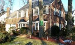 Stately Georgian Colonial On Tree-Lined Street In Baldwin School District. Well-Maintained And Ready For You To Move In. The Door In The Small Bedroom/Study Leads To A 2nd Master Bedroom. After Star Exemption, Taxes Are $8760.97.
Bedrooms: 3
Full