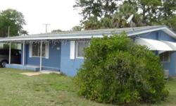 2 bedroom, 1 bath home in Fort Myers for sale. 858 sq feet.Multiple solutions available to own this home.