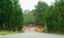 NICE ESTATE FARM IN A RESIDENTIAL SETTING. TWO SEPERATE PARCELS TAX ID # 17030215798 TAX ID# 17030215780 FOR A TOTAL OF 13.35 ACRES. ****HOUSE AND BARN. ****LAND HAS SUBDIVISION PONTENTIAL. ****AGENTS SOLD "AS IS" VALUE IN LAND.
Bedrooms: 2
Full