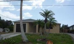 Great location just remodeled 3 bed and 2 bath single family home in BayShore, granite counter tops, new kitchen, hard wood cabinets, new bathrooms with granite, huge walking closet, great family room.Close to downtown Naples (5th Ave), pristine beaches,