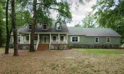 Never lived in home, built by R-Anell Builders and CMH Homes of Tallahassee. The Savannah modular home features a 3 car garage, hardwood floors, quarts counter tops, living/dining room areas, eat-in kitchen, large master suite, polar wall insulation for